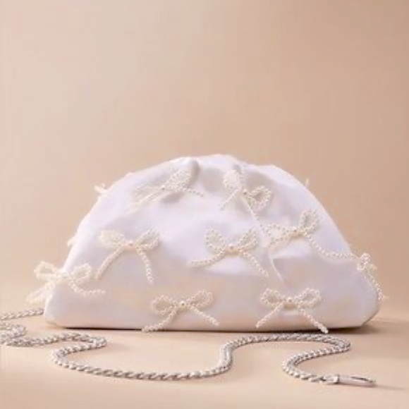 SINCERLY JULES White Pearl Bow Bag - Picture 1 of 7